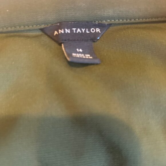 Ann Taylor Wrap Dress Size 14 - Picture 4 of 4